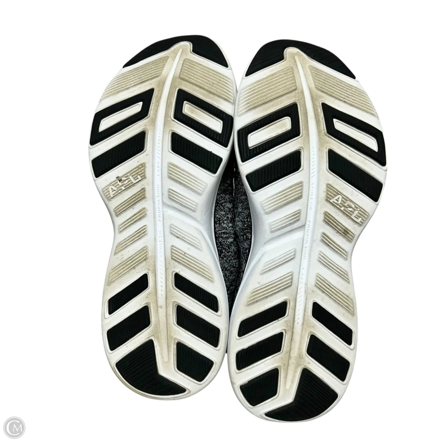 Shoes Designer By Apl In Black & White, Size: 8.5