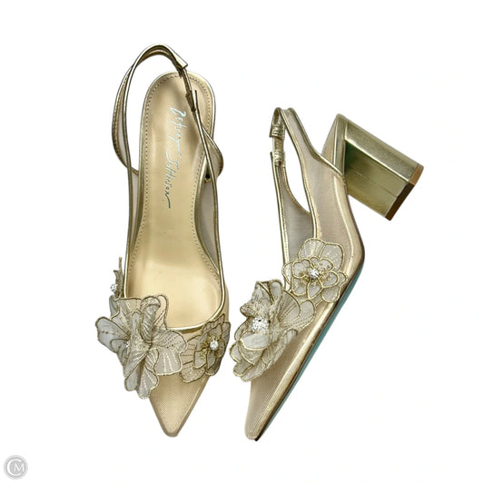 Shoes Heels Block By Betsey Johnson In Gold, Size: 6.5