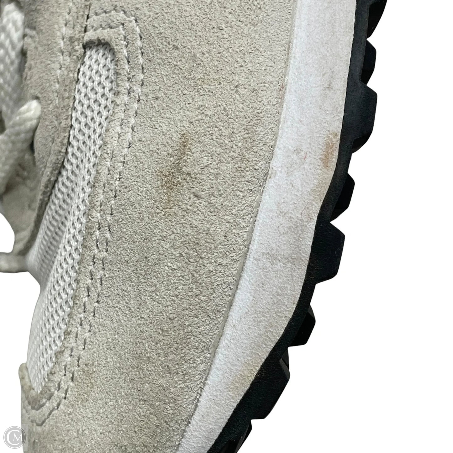 Shoes Sneakers By New Balance In Grey & White, Size: 8.5