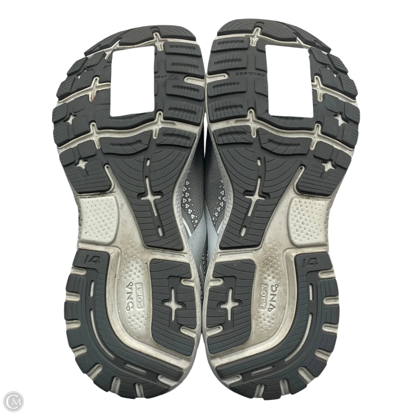 Shoes Athletic By Brooks In Grey & White, Size: 9.5