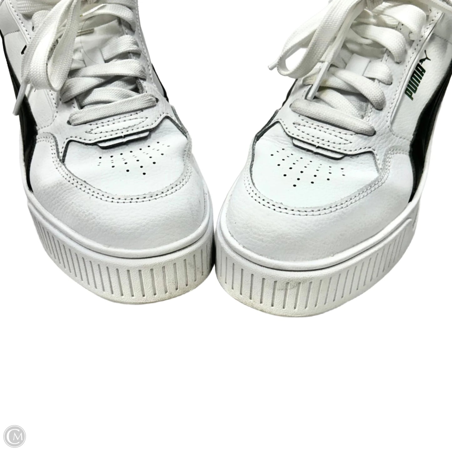 Shoes Sneakers By Puma In White, Size: 6.5