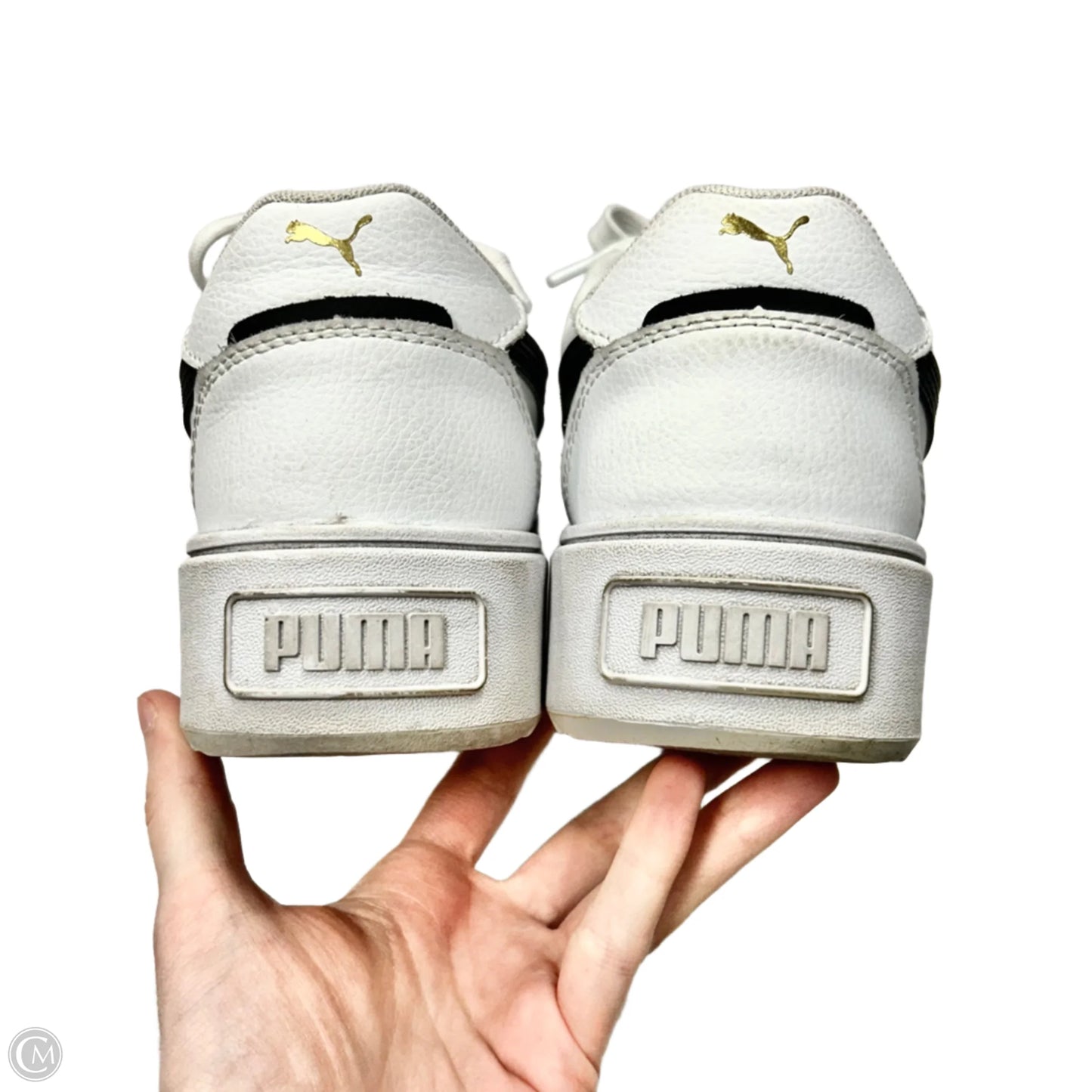 Shoes Sneakers By Puma In White, Size: 6.5