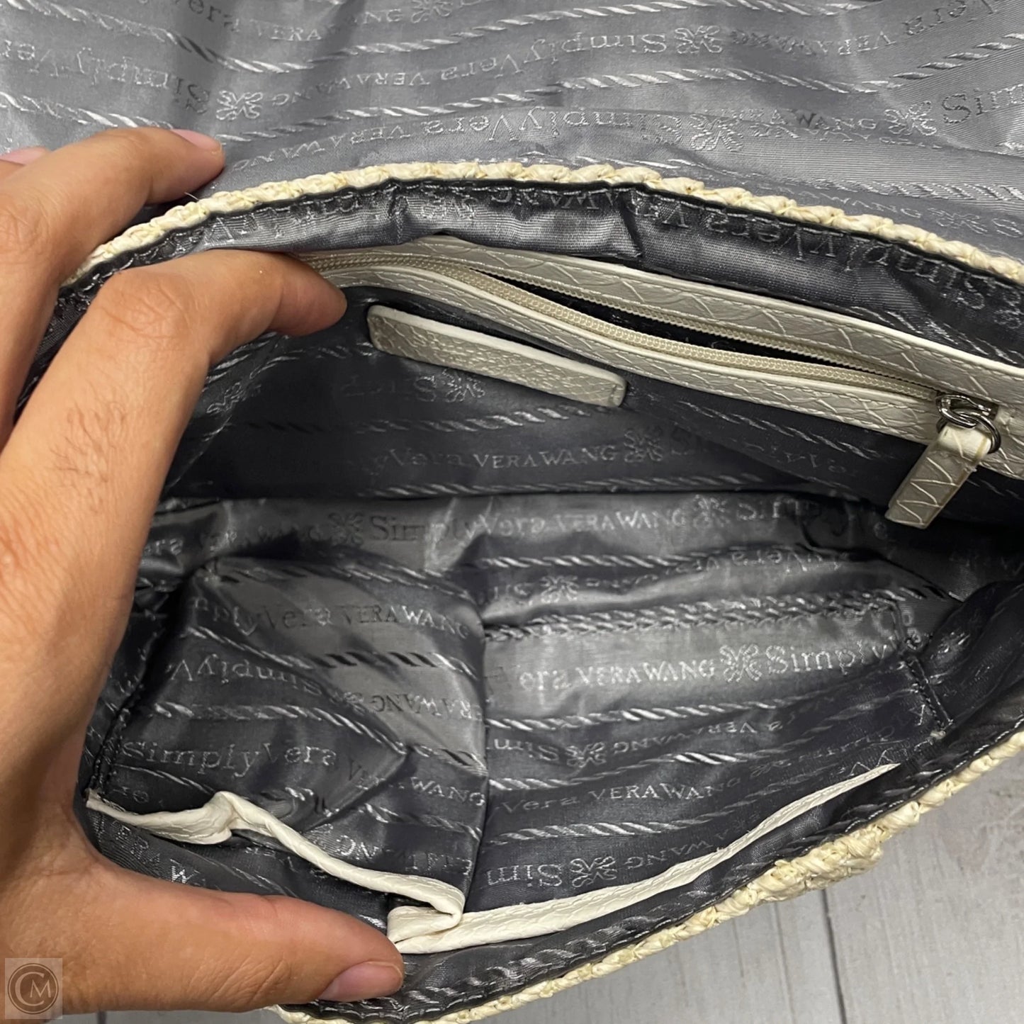 Crossbody By Simply Vera, Size: Medium