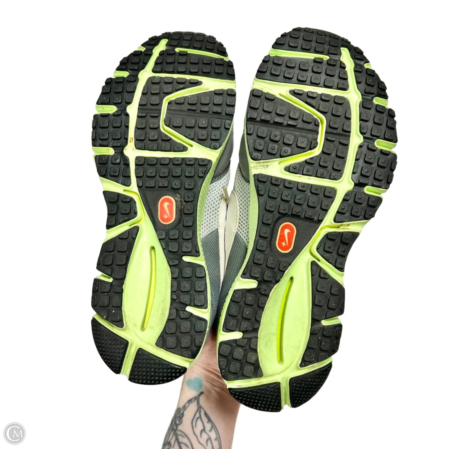 Shoes Athletic By Nike In Green & Grey, Size: 8.5