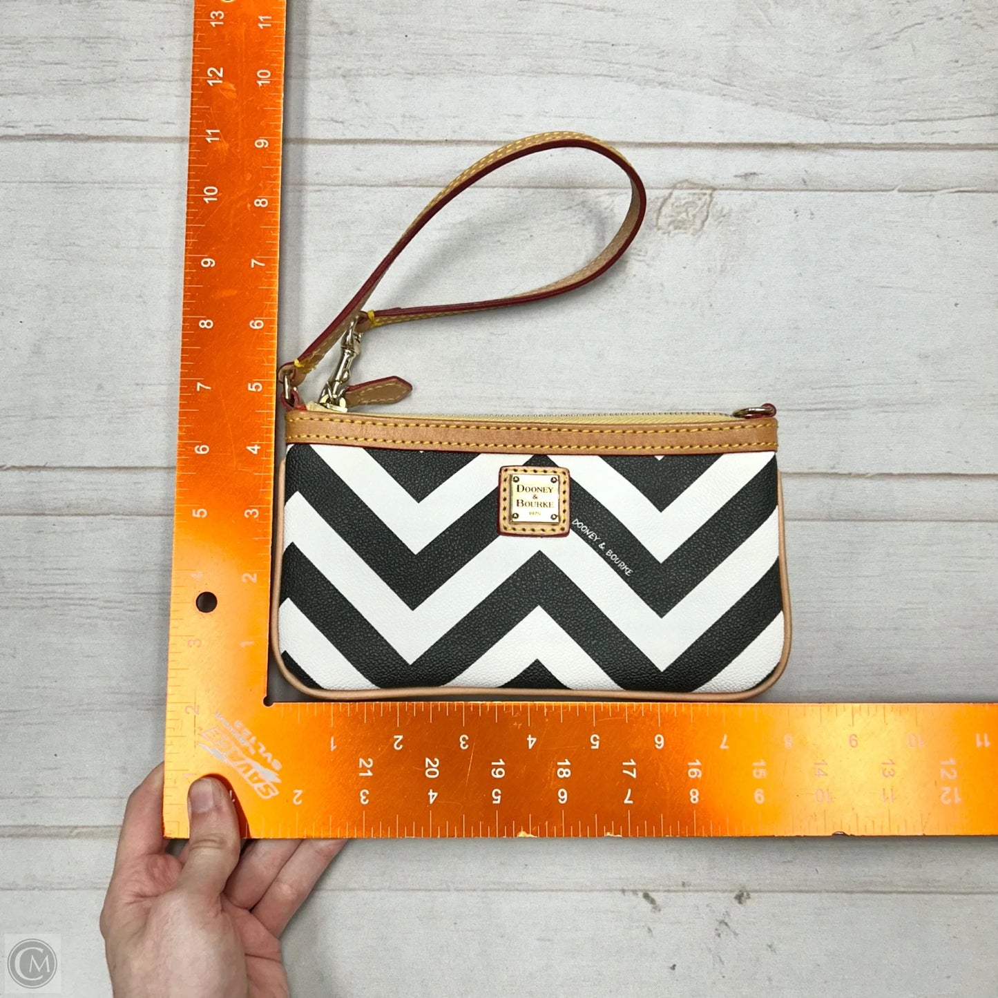Wristlet Designer By Dooney And Bourke, Size: Medium
