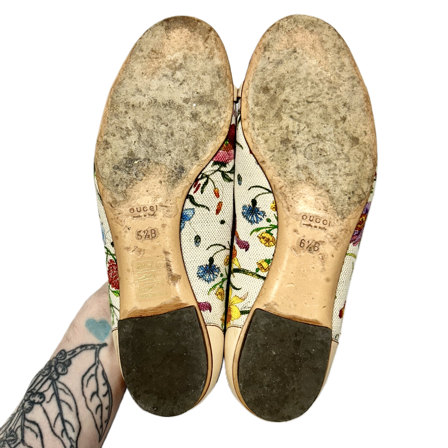 Shoes Luxury Designer By Gucci Size: 6.5