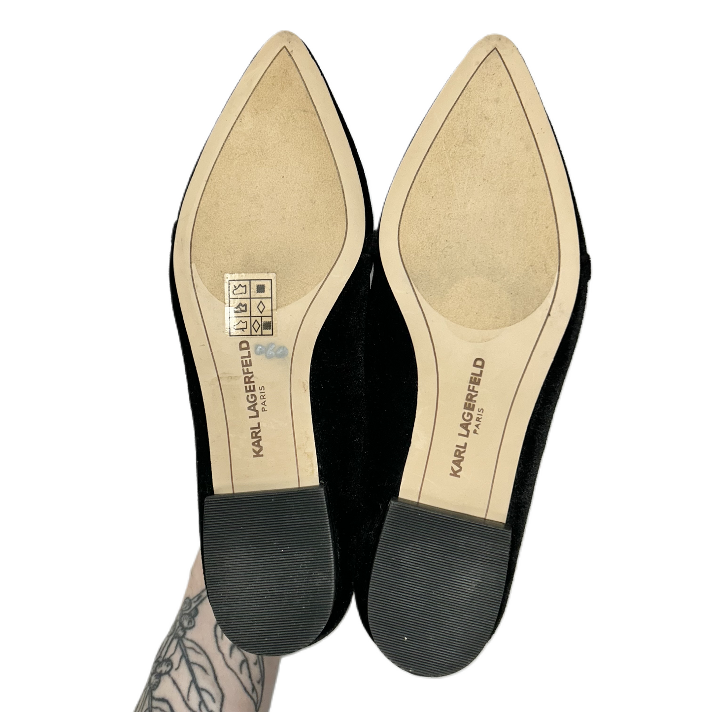 Shoes Designer By Karl Lagerfeld In Black, Size: 6