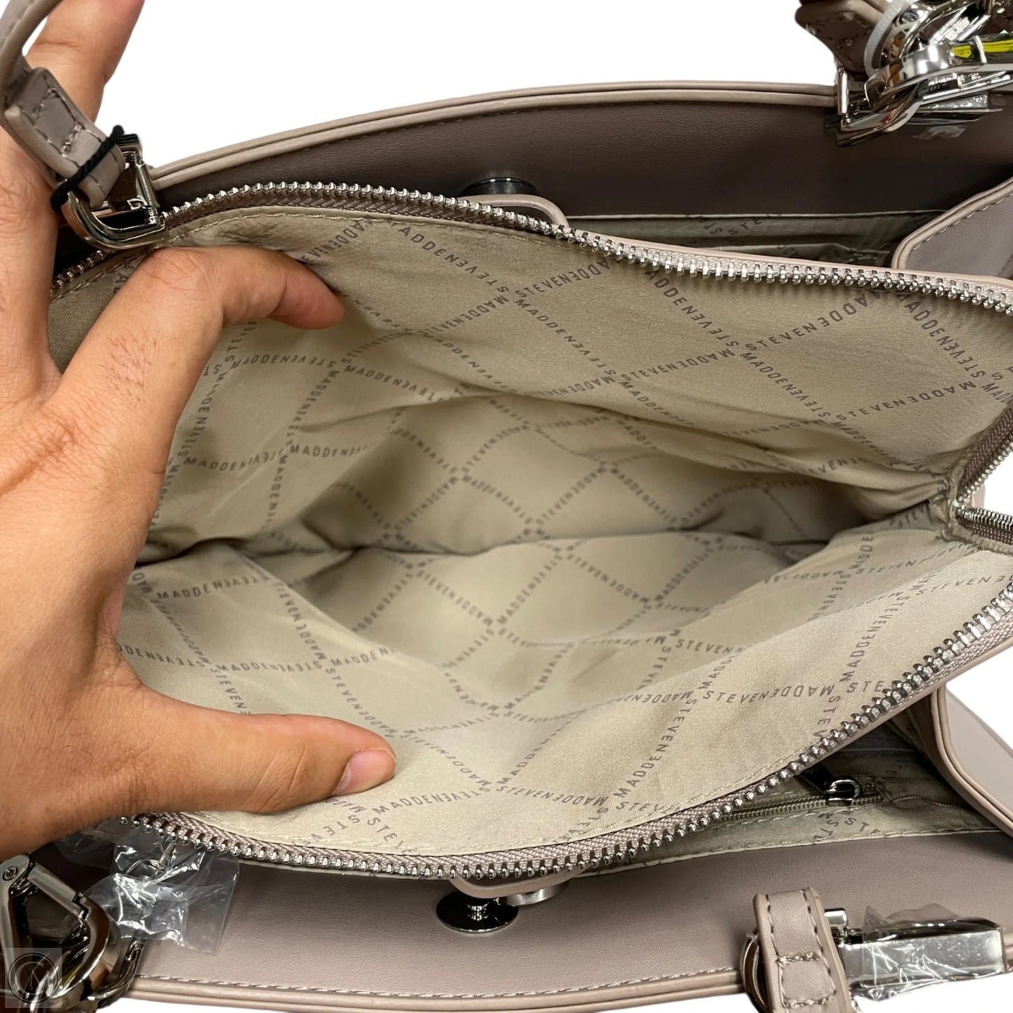 Crossbody By Steve Madden, Size: Medium