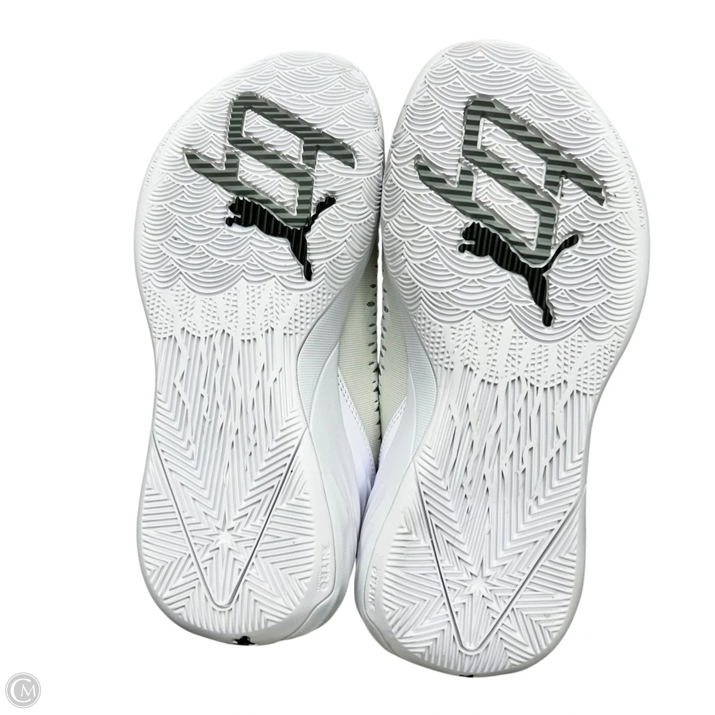 Shoes Athletic By Puma In White, Size: 7