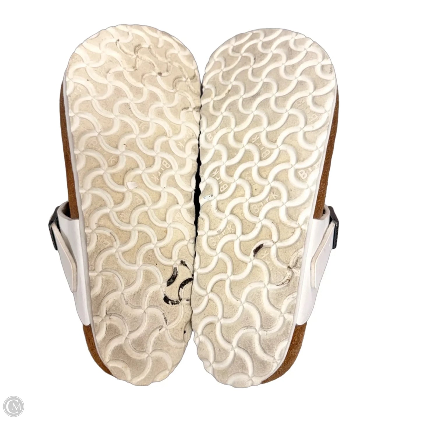 Sandals Flats By Birkenstock In White, Size: 8
