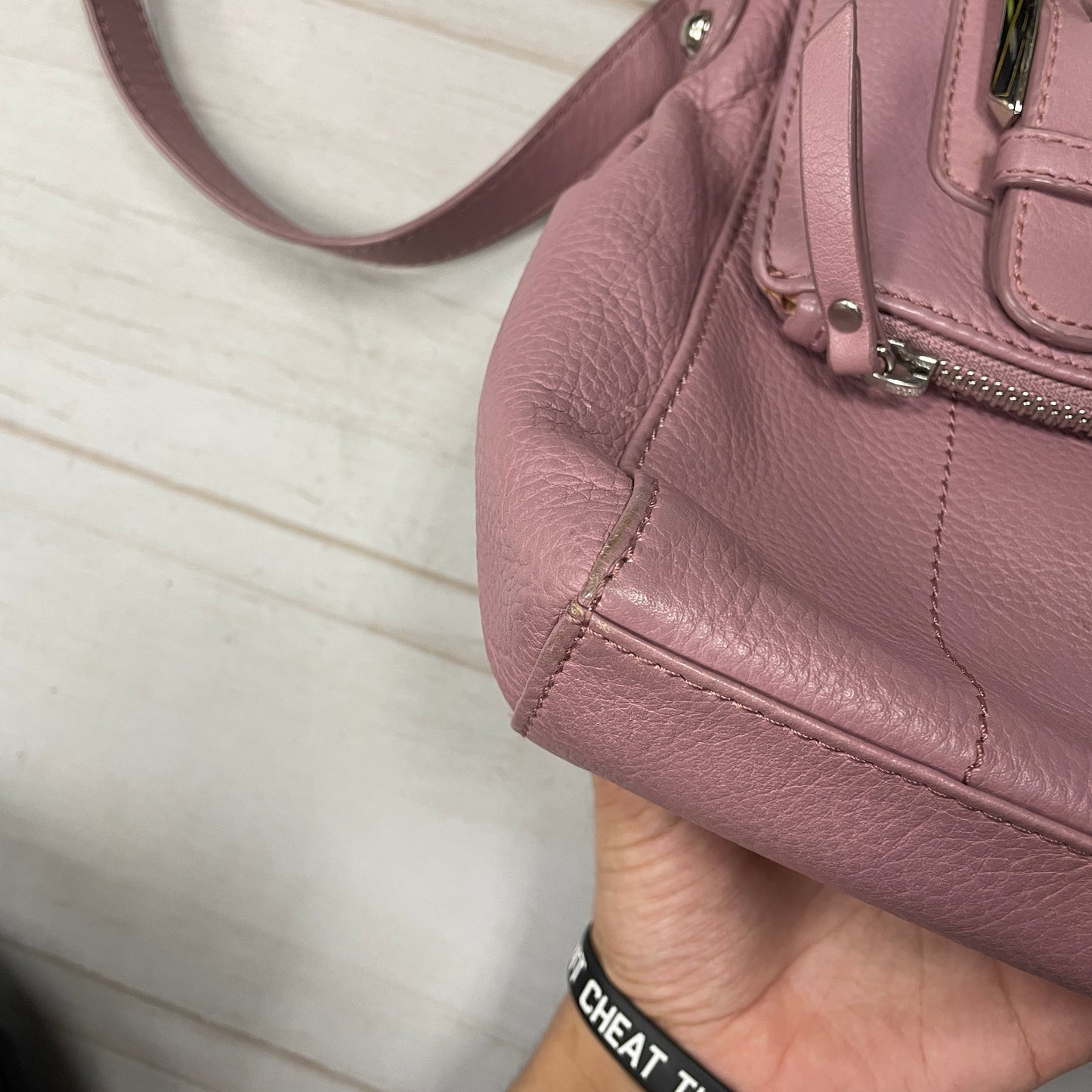 Crossbody Leather By B. Makowsky, Size: Medium