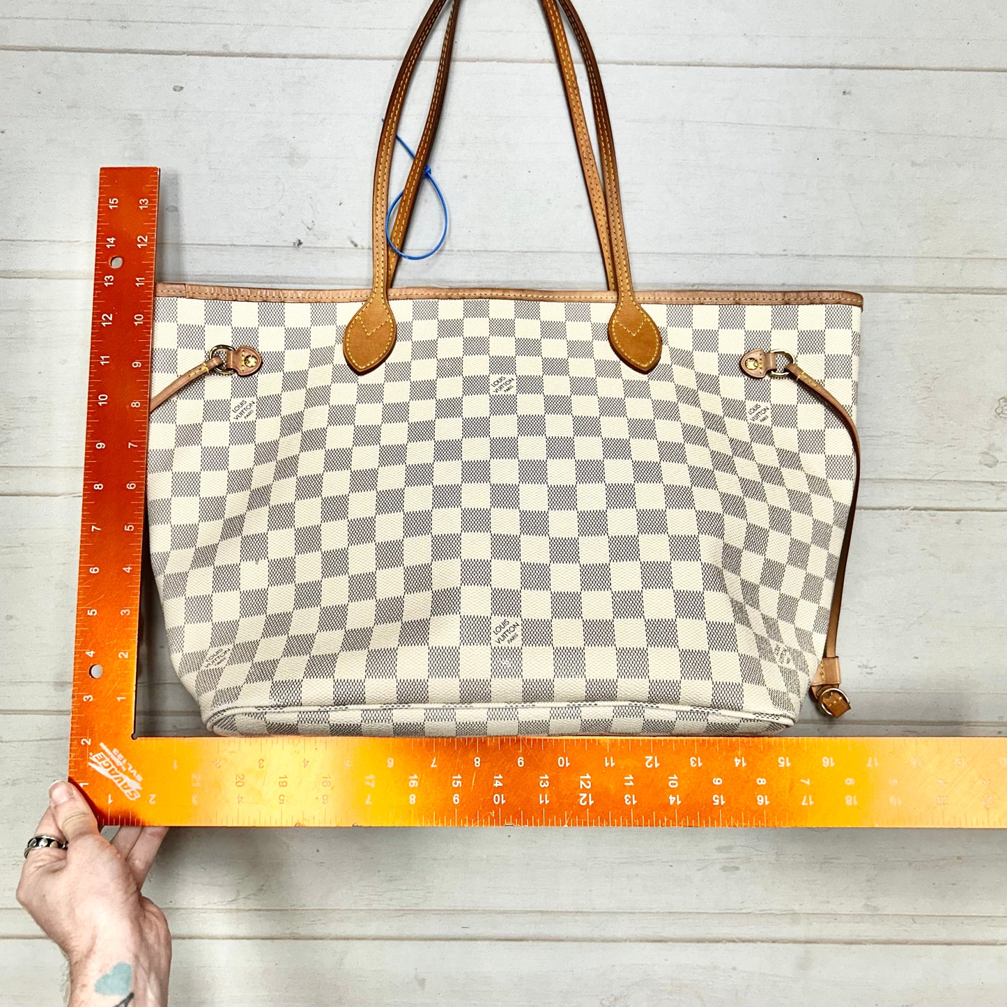 Tote Luxury Designer By Louis Vuitton, Size: Medium