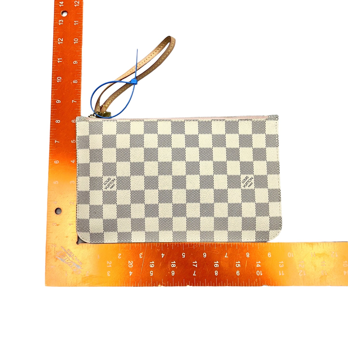 Wristlet Luxury Designer By Louis Vuitton, Size: Medium