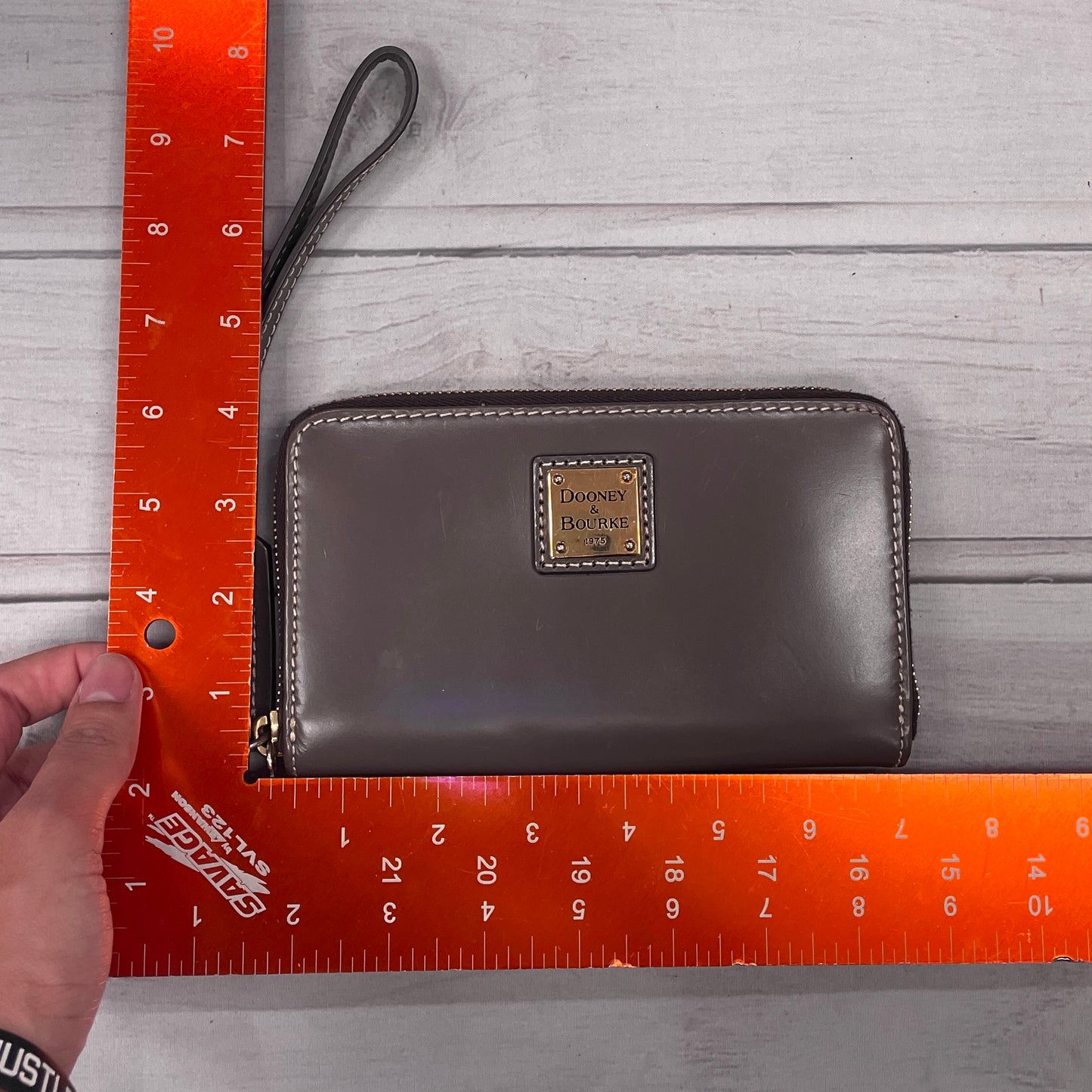 Wallet Designer By Dooney And Bourke, Size: Medium