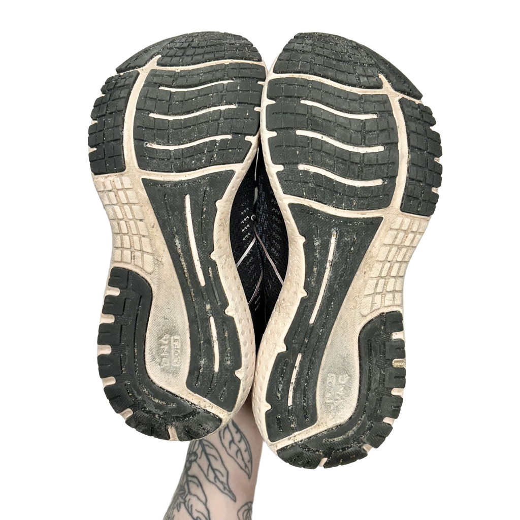Shoes Athletic By Brooks Size: 8.5