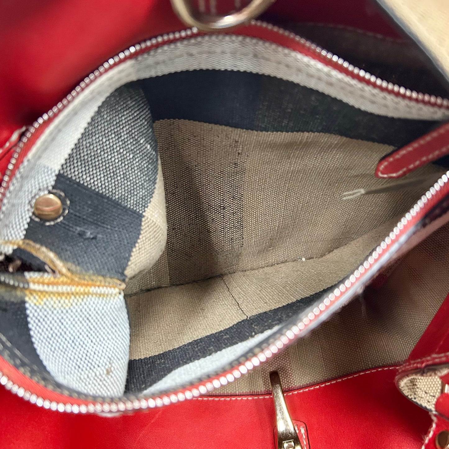Handbag Luxury Designer By Burberry, Size: Medium