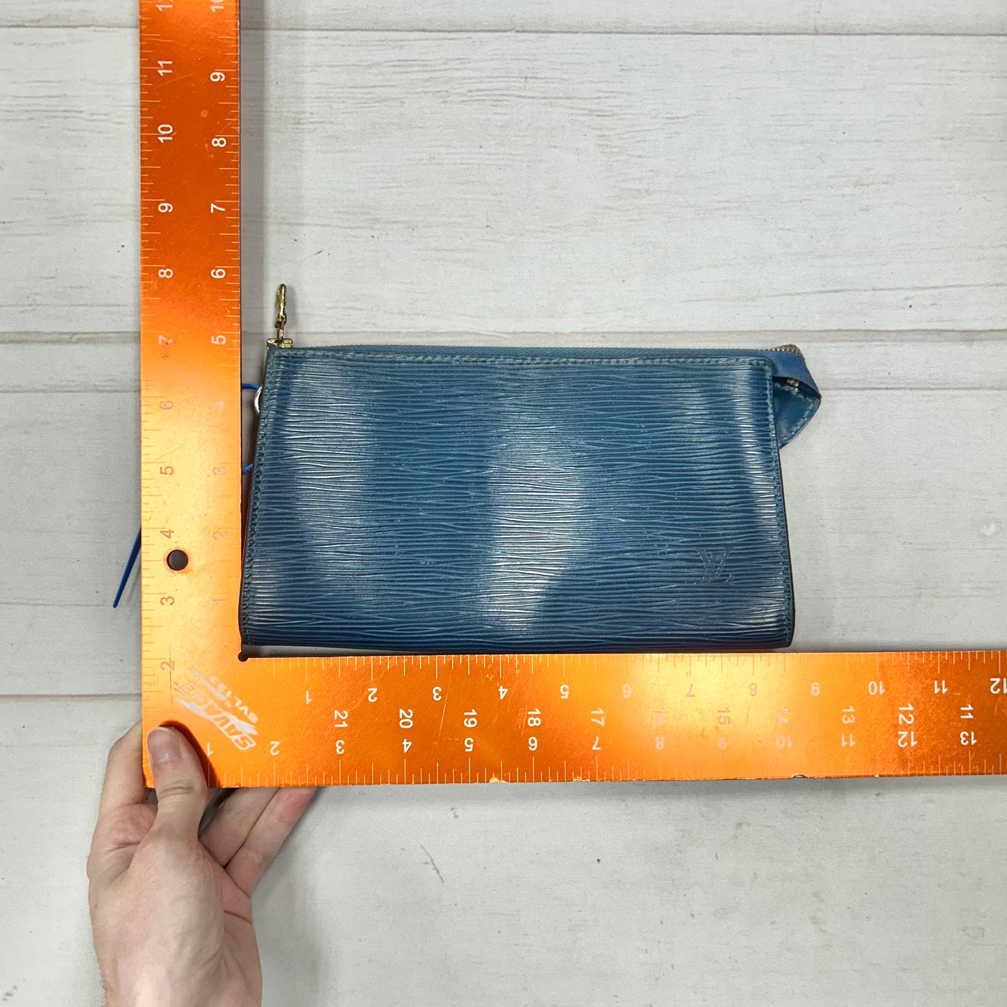 Wristlet Luxury Designer By Louis Vuitton, Size: Medium