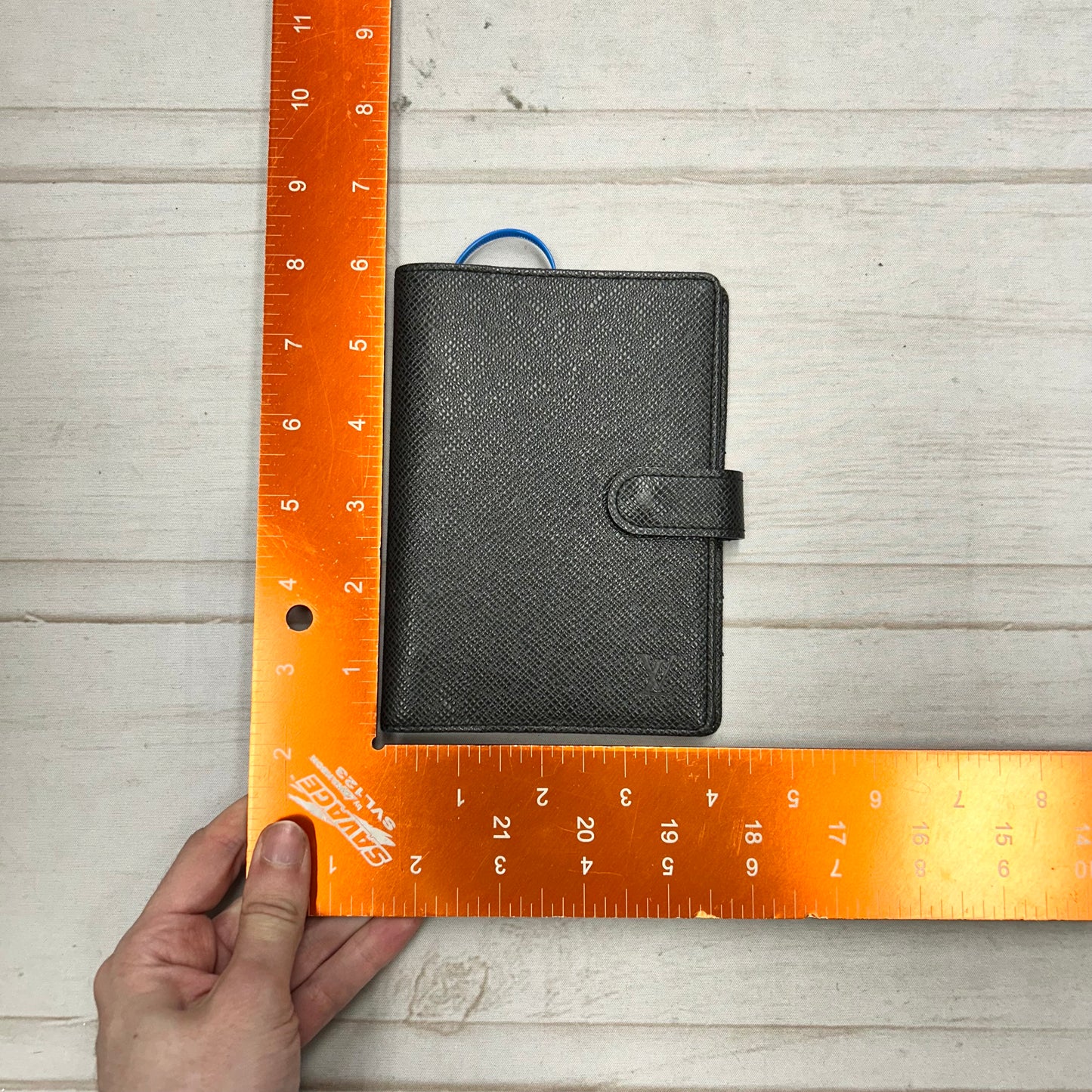 Agenda Holder Luxury Designer By Louis Vuitton, Size: Small