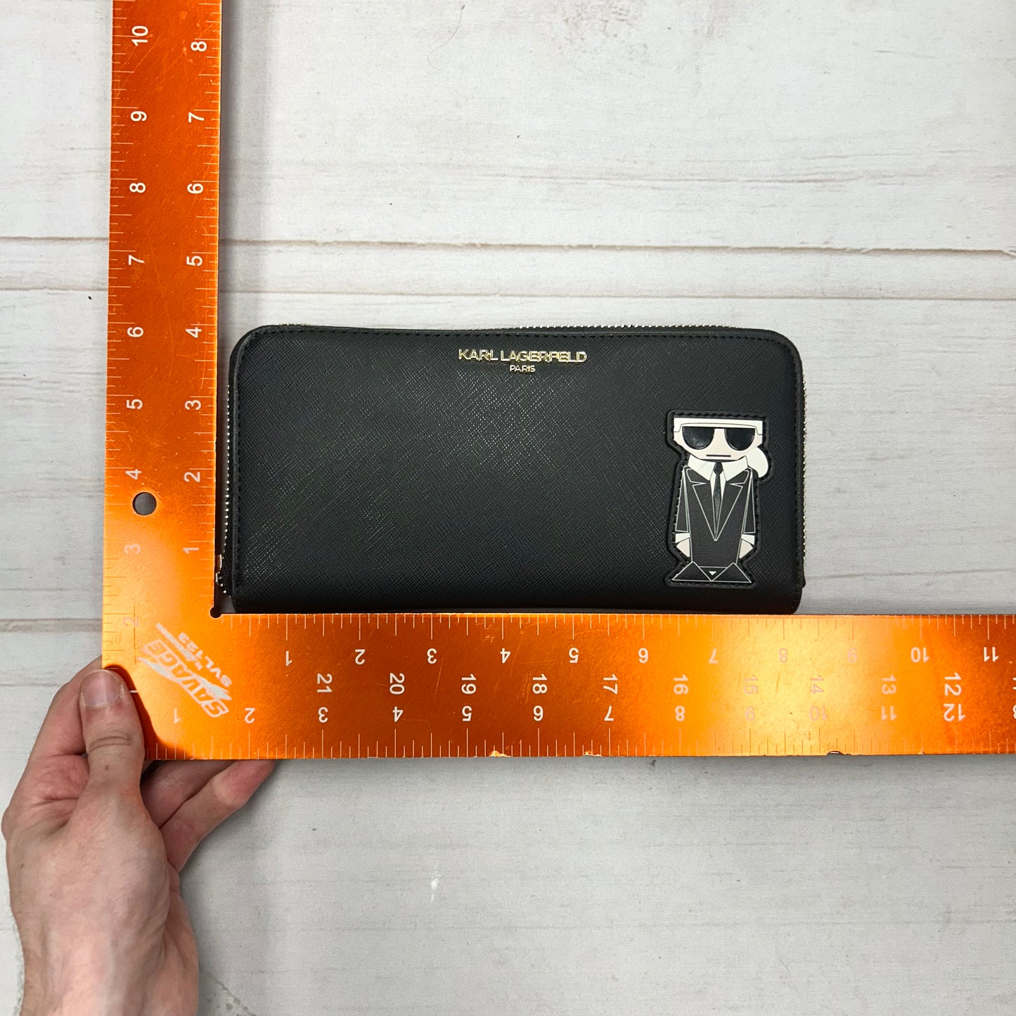Wallet Designer By Karl Lagerfeld, Size: Large