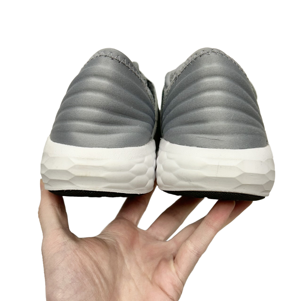 Shoes Athletic By New Balance Size: 5
