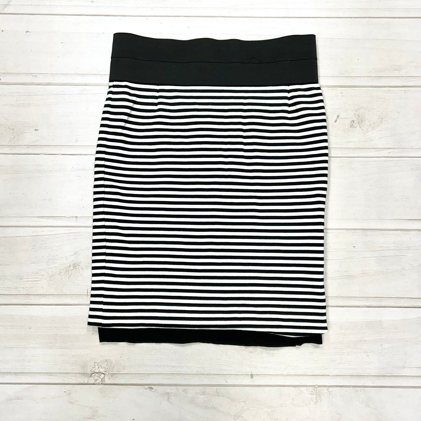 Skirt Designer By Akris Size: 10