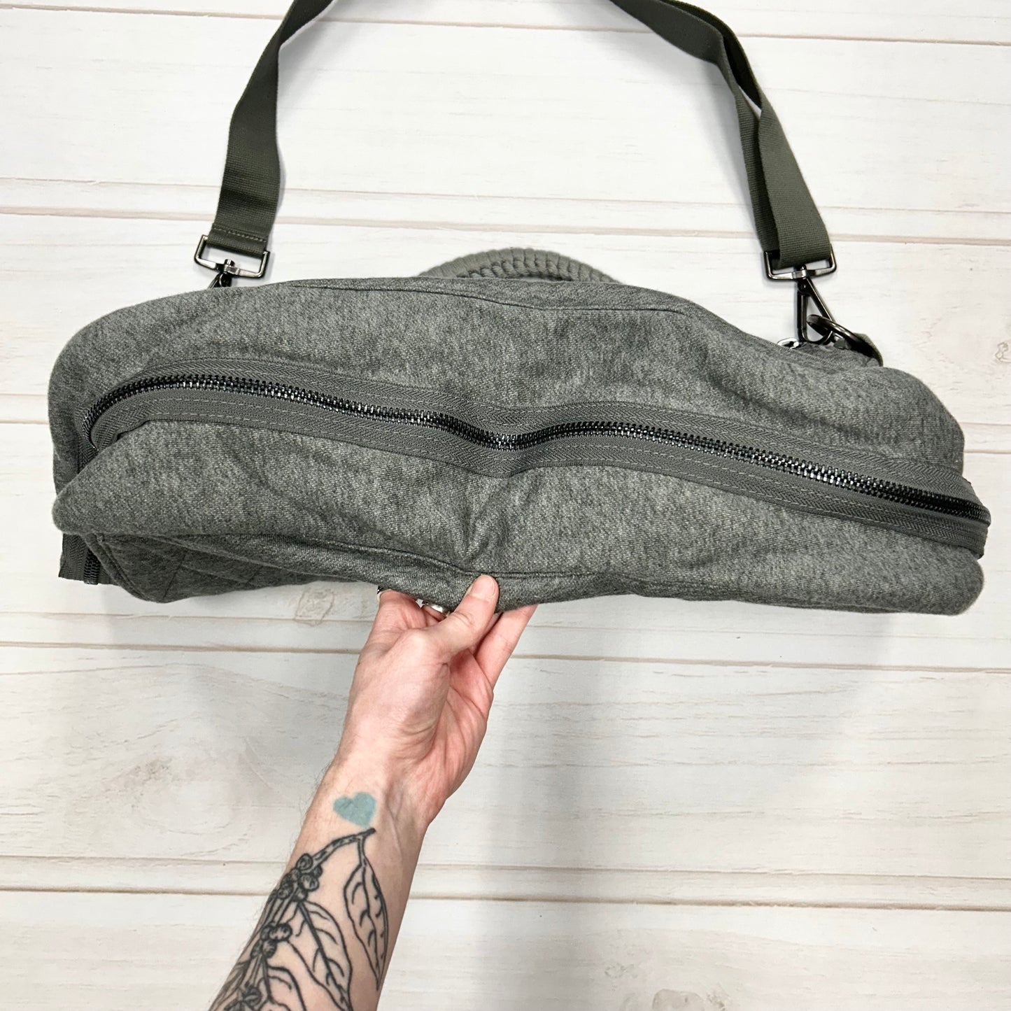Duffle And Weekender Designer By Stella Mccartney Size: Medium