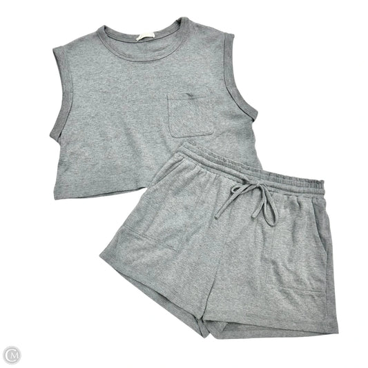 Top 2pc Sleeveless By New In, In Grey, Size: L