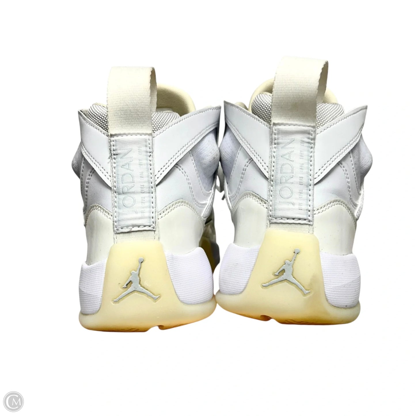 Shoes Luxury Designer By Jordan In White, Size: 9