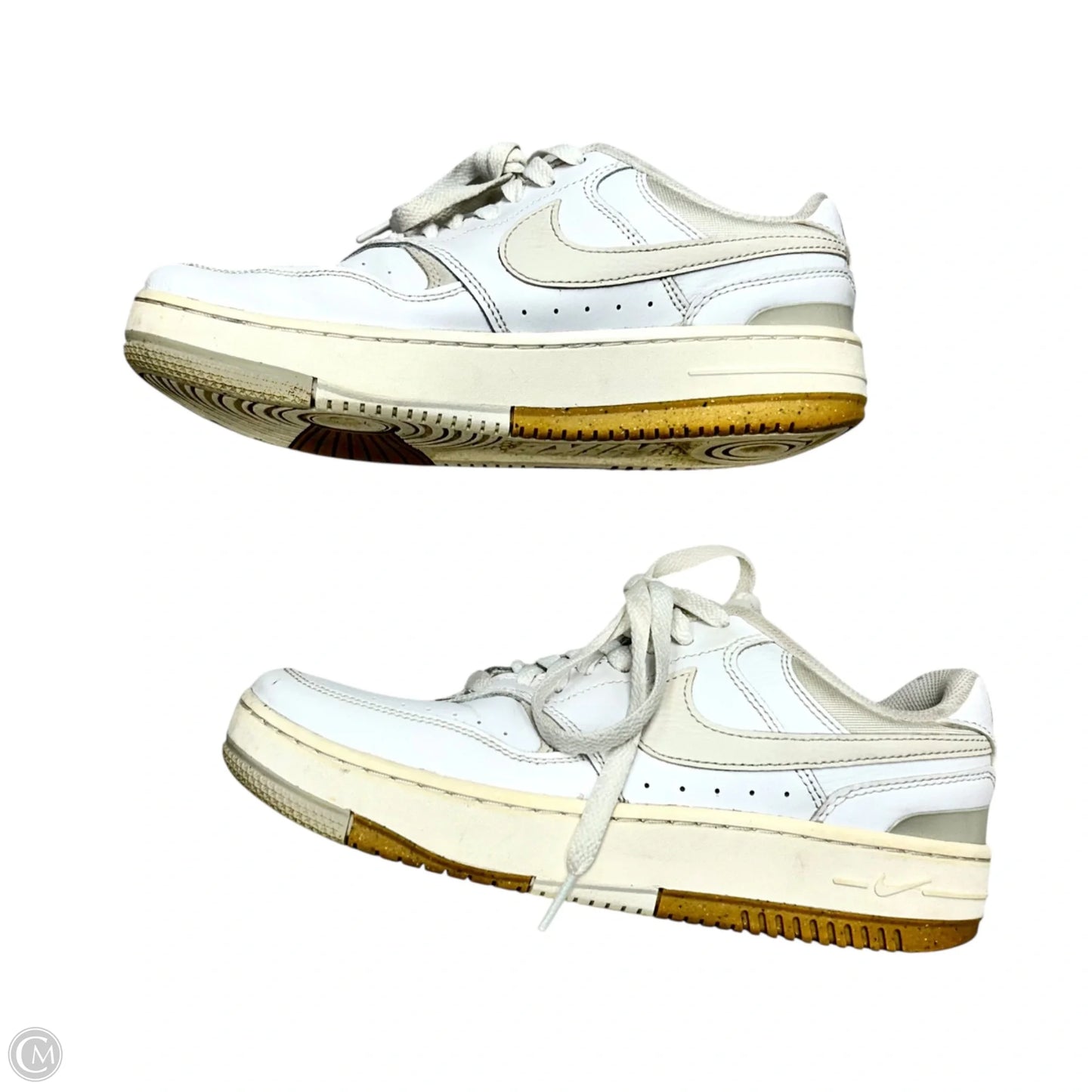 Shoes Sneakers By Nike In White, Size: 8.5