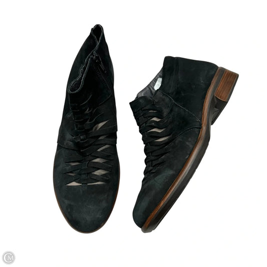 Boots Ankle Flats By Naot In Black, Size: 10.5