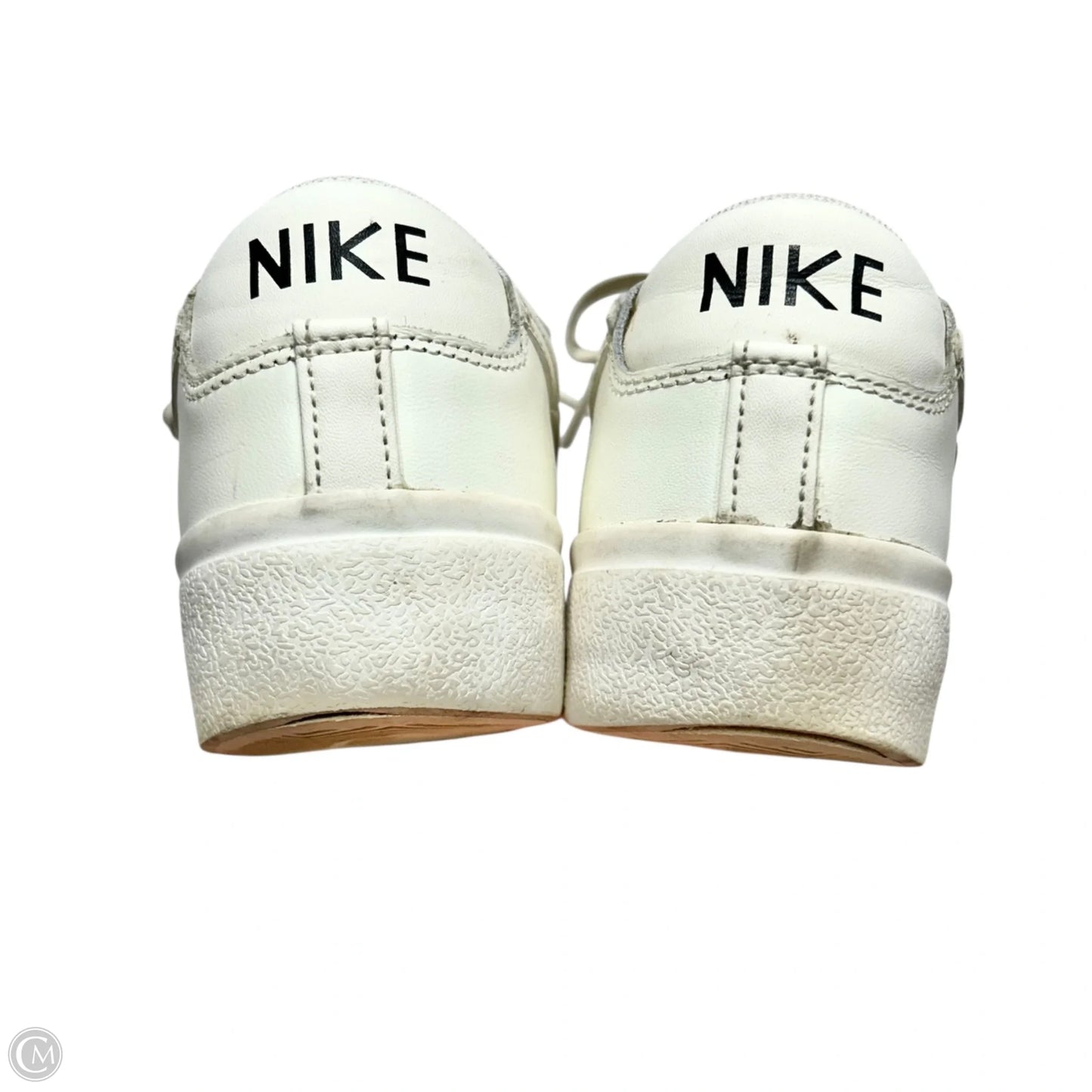 Shoes Sneakers By Nike In Ivory, Size: 9