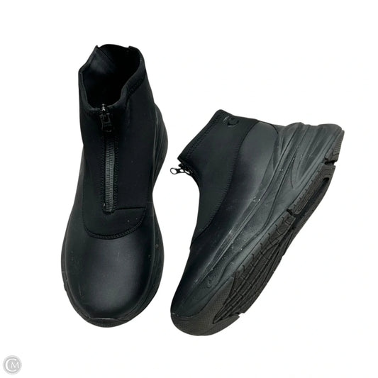 Boots Ankle Flats By Clove In Black, Size: 10