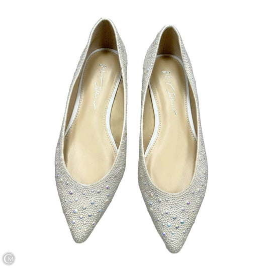Shoes Flats By Betsey Johnson In White, Size: 8.5