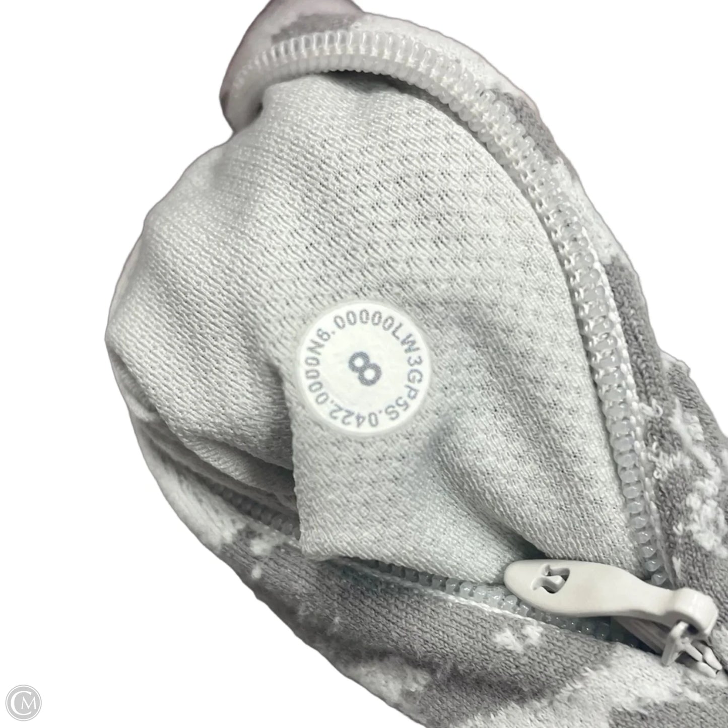 Athletic Top Long Sleeve Collar By Lululemon In Grey, Size: M