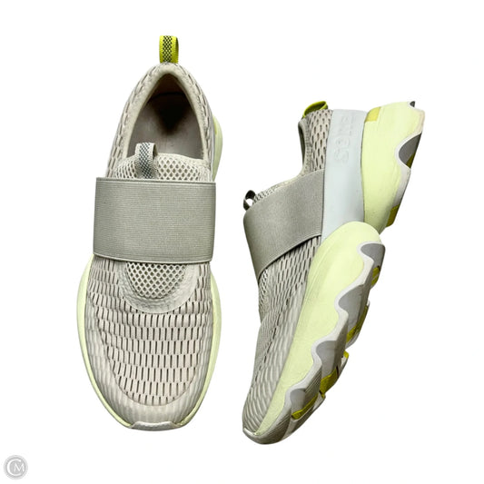 Shoes Sneakers By Sorel In Grey & Yellow, Size: 8.5