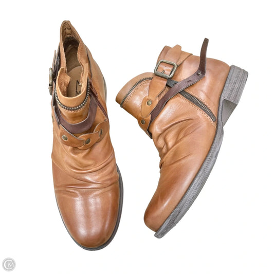 Boots Ankle Flats By Miz Mooz In Brown, Size: 7.5