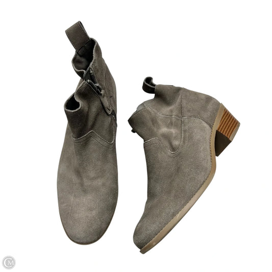 Boots Ankle Flats By Vionic In Taupe, Size: 10