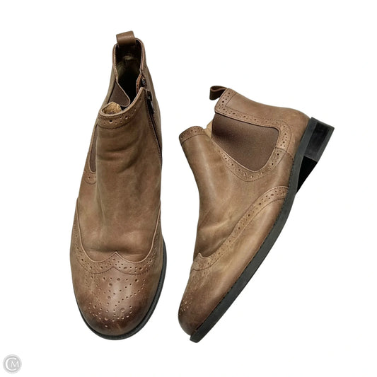 Boots Ankle Flats By Vionic In Brown, Size: 10