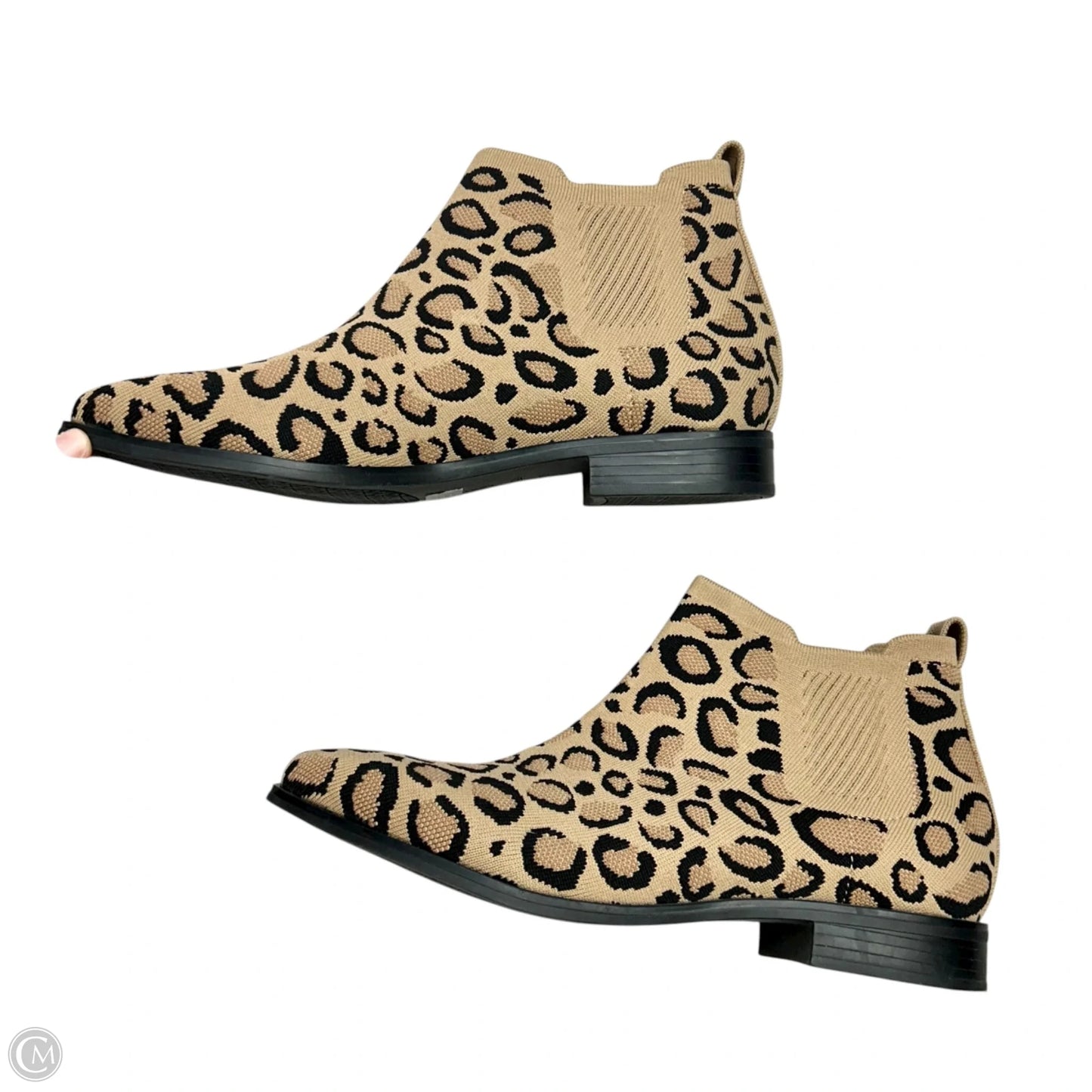 Boots Ankle Flats By Vivaia In Leopard Print, Size: 10