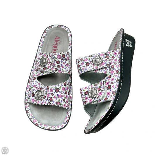 Sandals Flats By Alegria In Floral Print, Size: 8.5