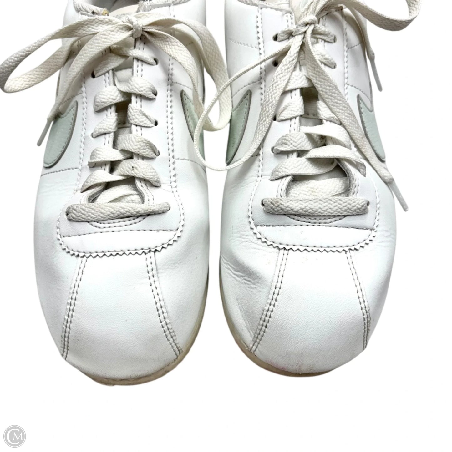 Shoes Sneakers By Nike In White, Size: 9