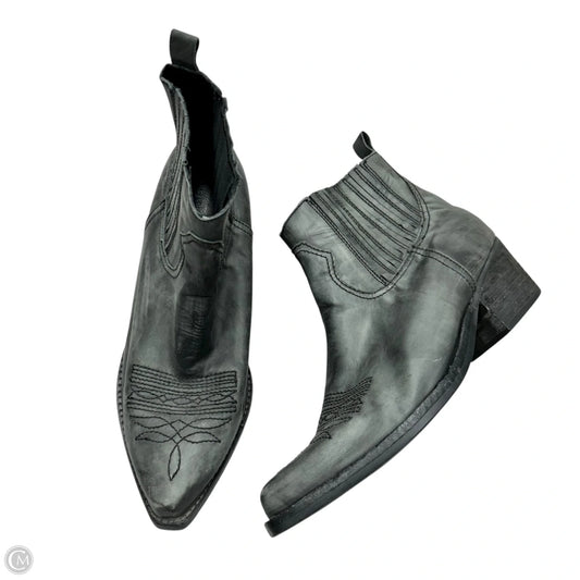 Boots Ankle Heels By Jeffrey Campbell In Grey, Size: 10