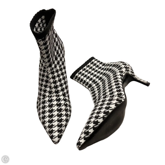 Boots Ankle Heels By Charles By Charles David In Black & White, Size: 7