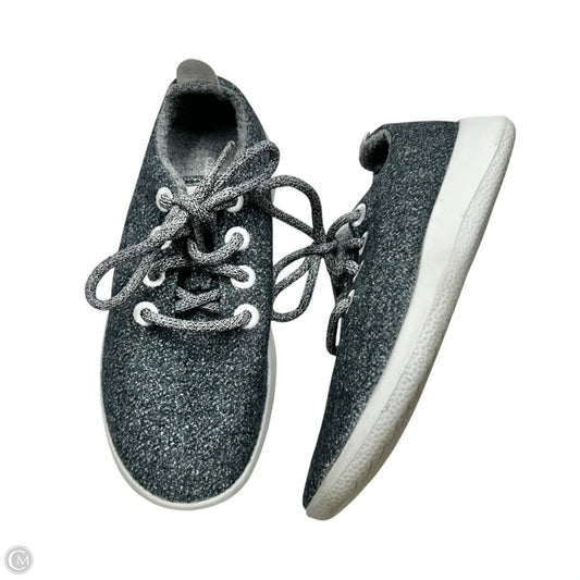 Shoes Sneakers By Allbirds In Grey & White, Size: 6