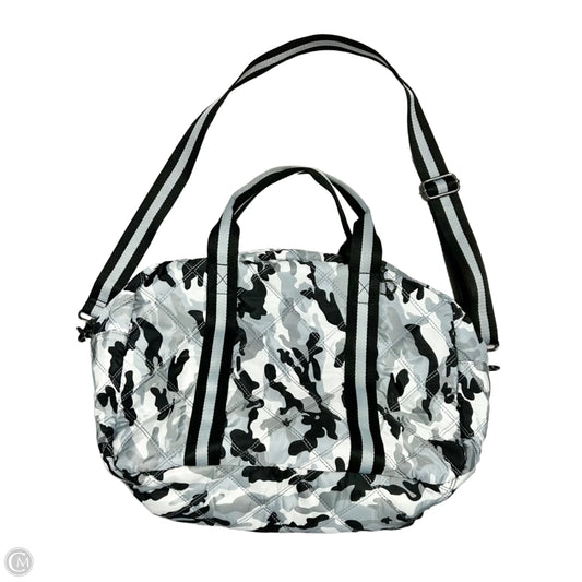 Duffle And Weekender By Urban Expressions, Size: Medium