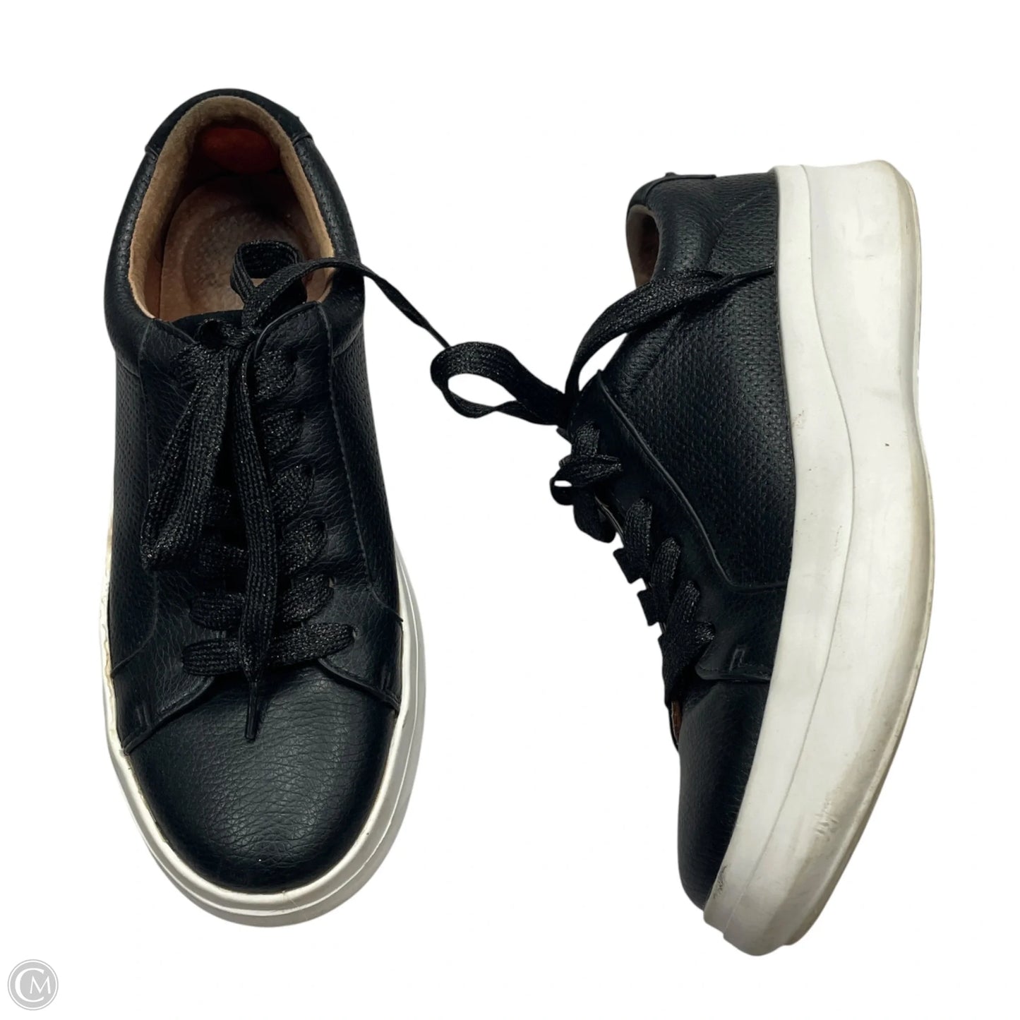 Shoes Sneakers By Gentle Souls In Black, Size: 6.5