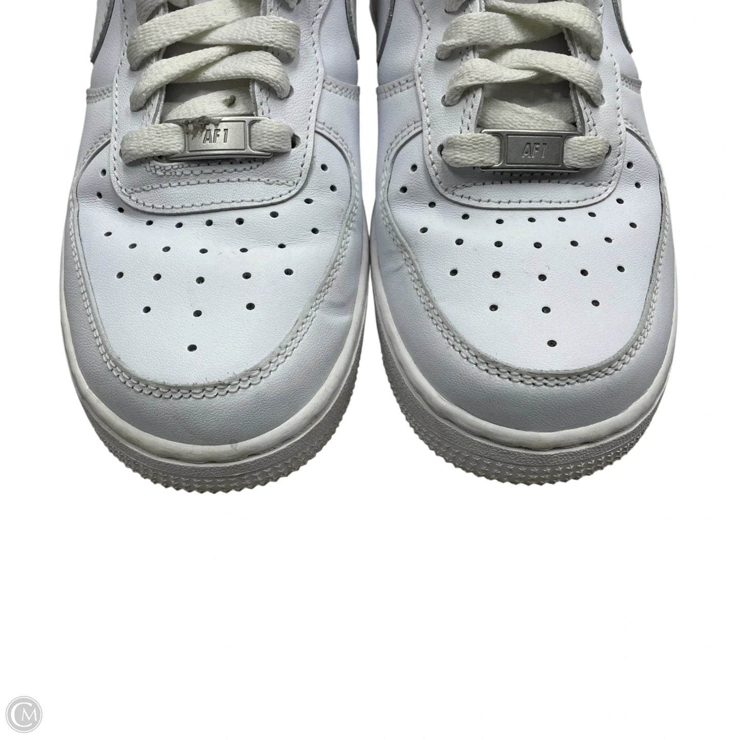 Shoes Sneakers By Nike In White, Size: 6.5