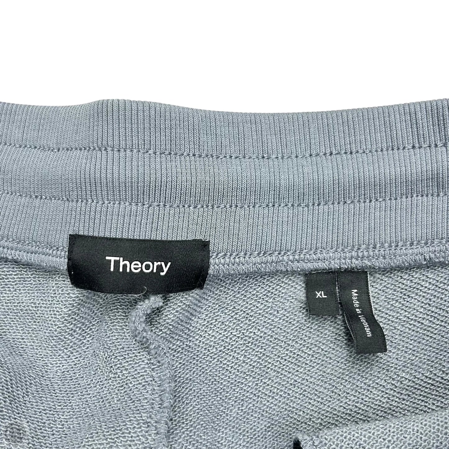 Shorts By Theory In Grey, Size: Xl