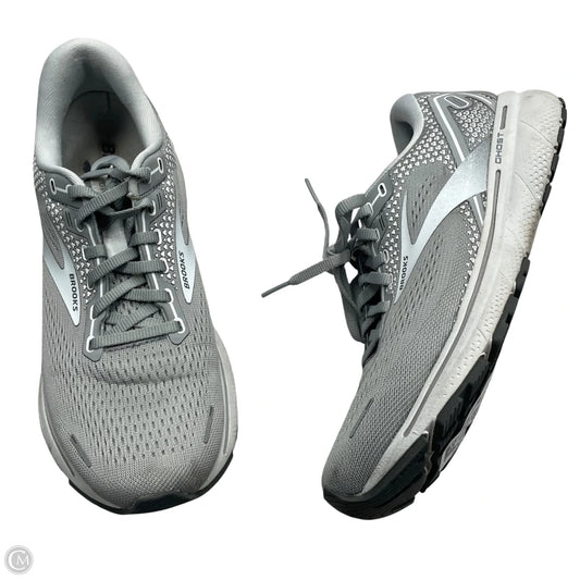Shoes Athletic By Brooks In Grey & White, Size: 9.5