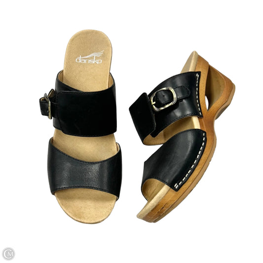 Sandals Heels Block By Dansko In Black & Brown, Size: 7.5